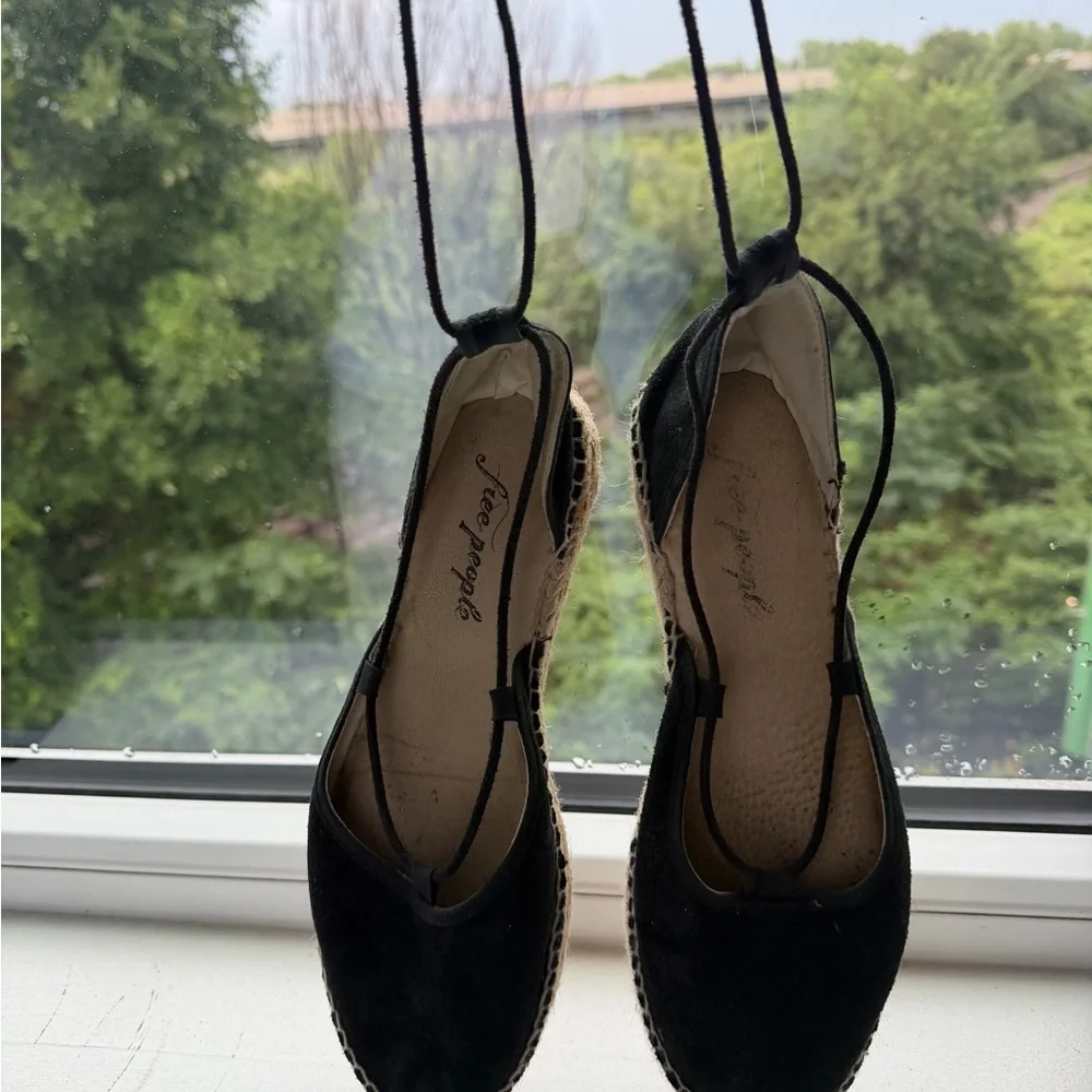Free People Suede Upper Lace-Up Espadrille Flats - Size 39 ( US 8-8.5)